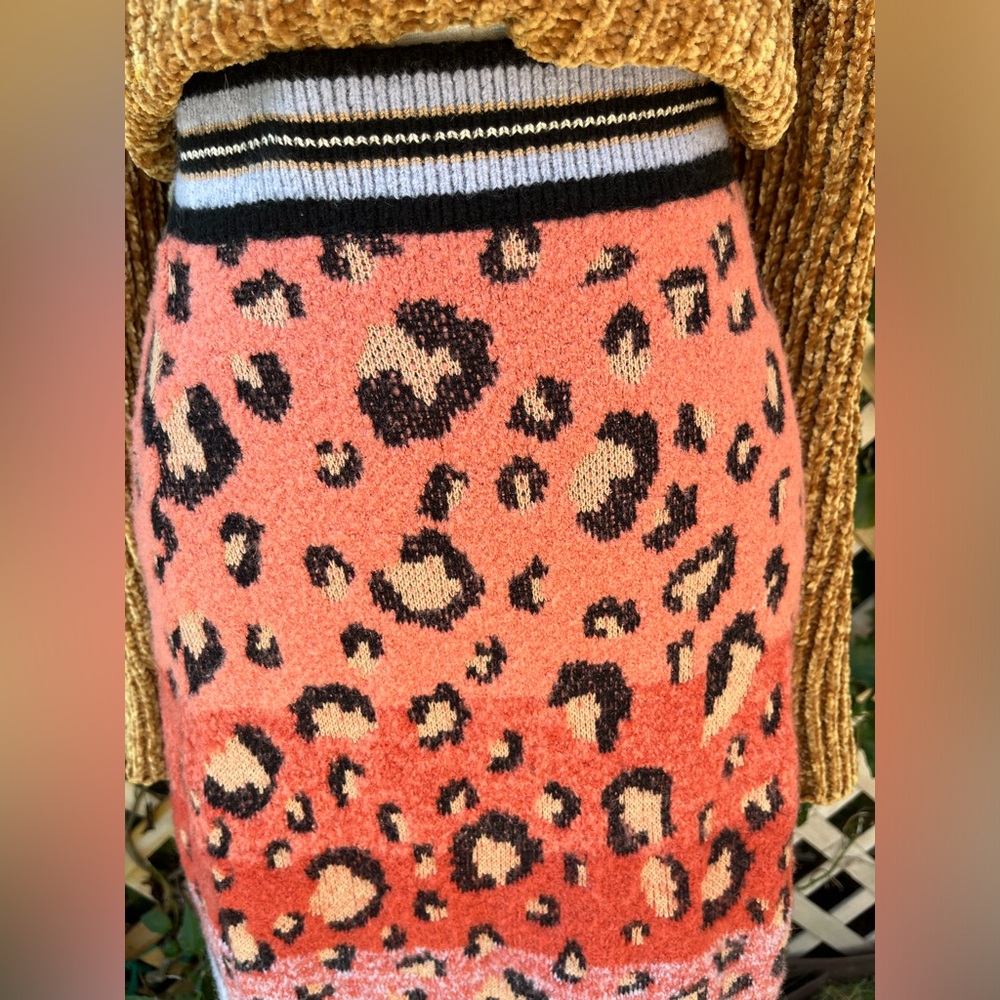 Anthropologie Maeve Leopard Knit Pencil Skirt Size Medium - Picture 4 of 15
